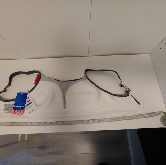 Sports bra - Picture 3 of 3